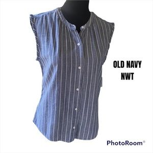 OLD NAVY PINSTRIPE TOP!